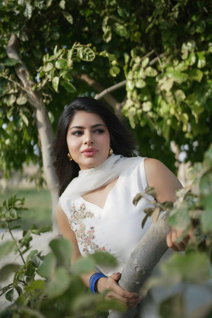 Aruna