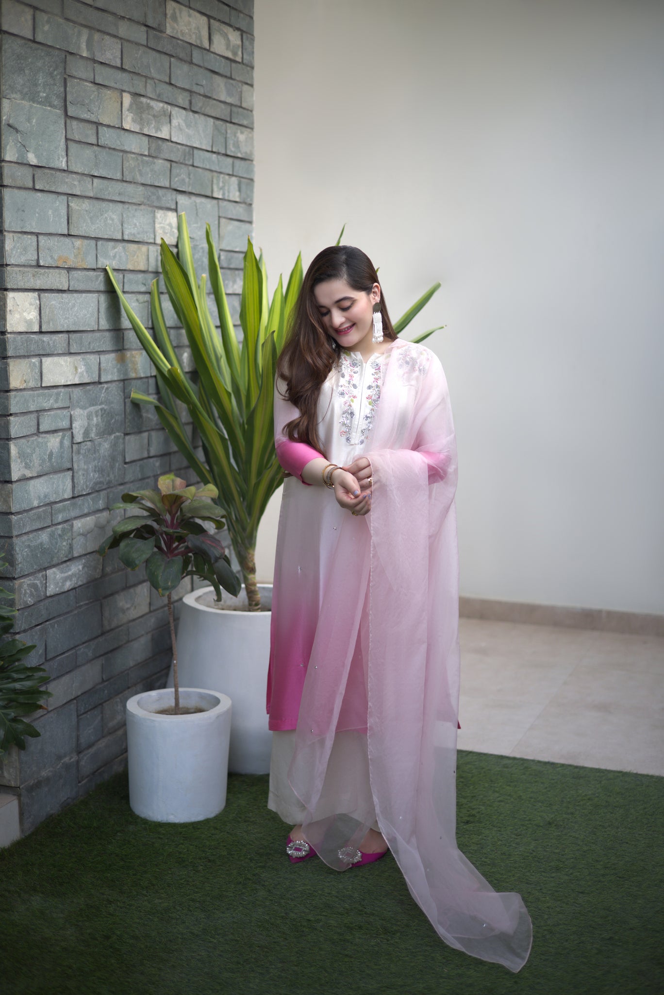 Aizaara