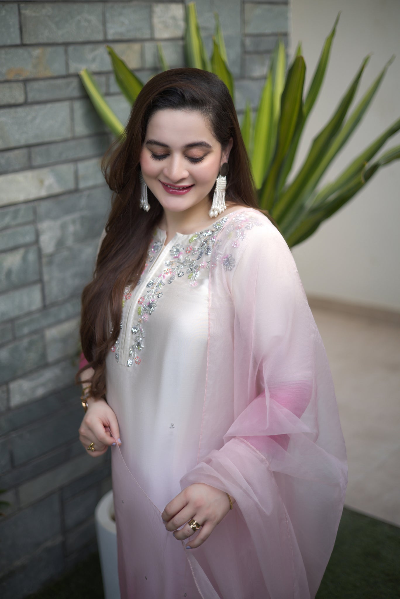 Aizaara