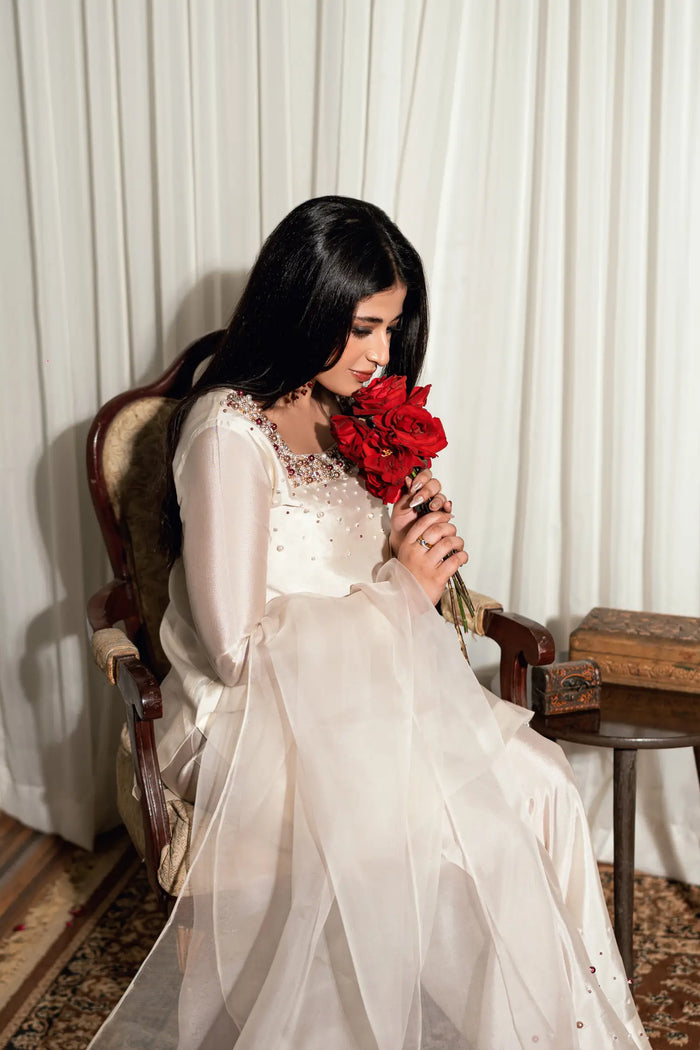 Aynur