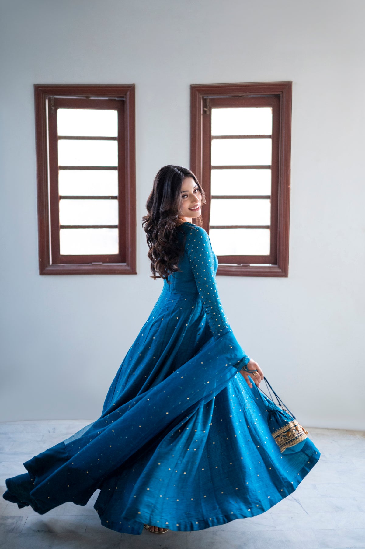AAINA - photo 2