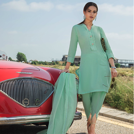 Just Mint - Aiman Minal Closet