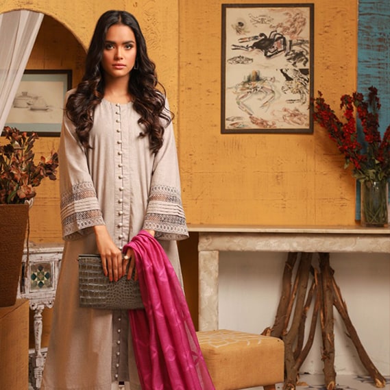 Kayseria - Aiman Minal Closet