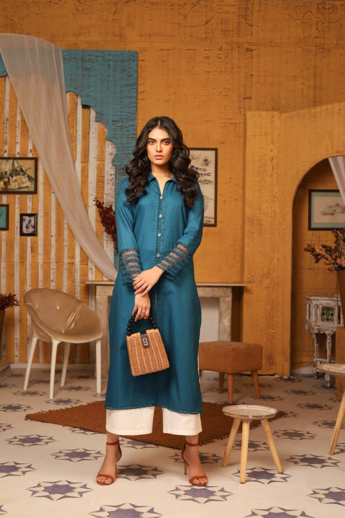 Neelam - Aiman Minal Closet