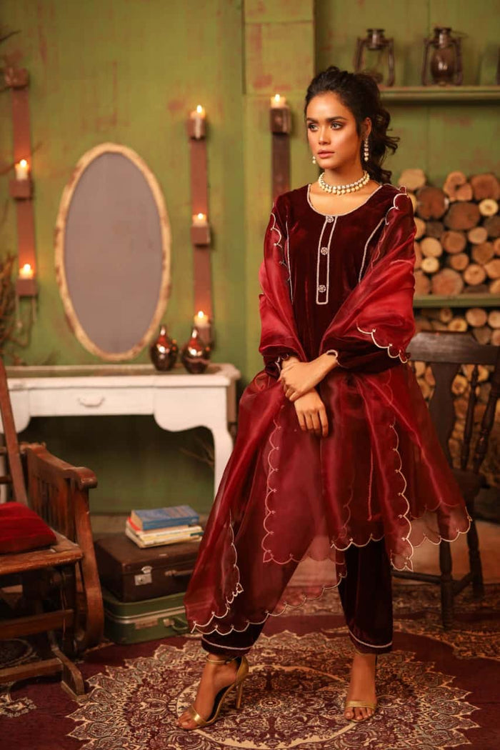 Rouge - Aiman Minal Closet
