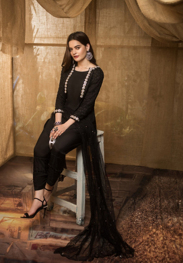 Aria - Aiman Minal Closet