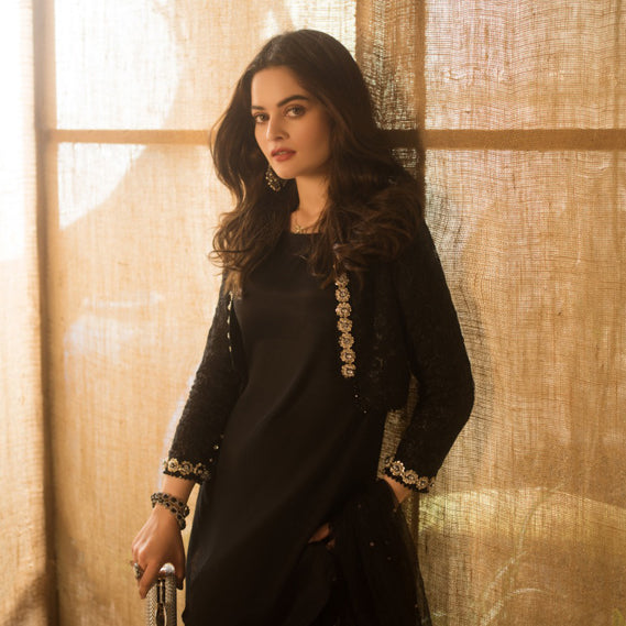 Aria - Aiman Minal Closet