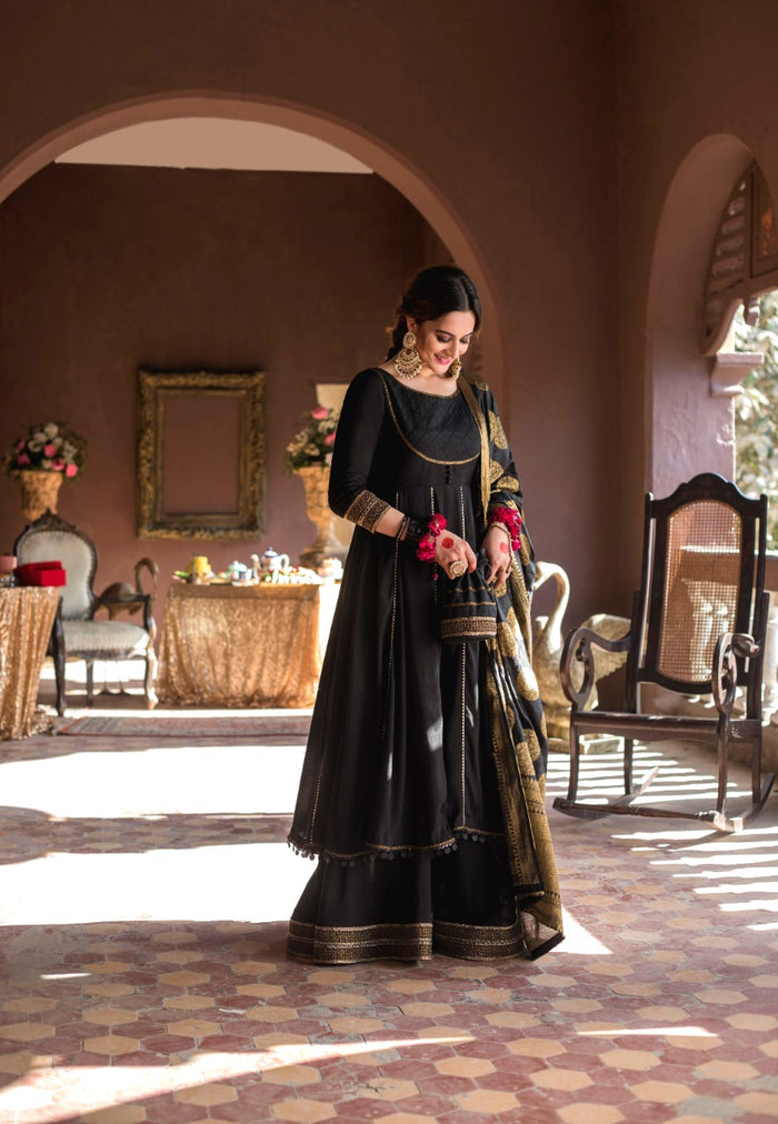 Mehwar - Aiman Minal Closet